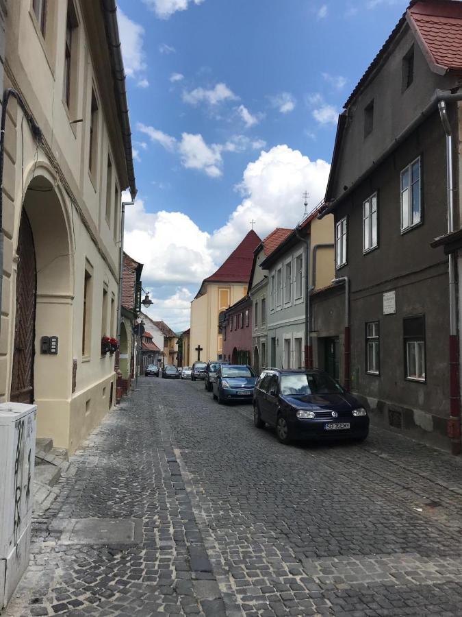 Appartamento Troll'S House Sibiu Esterno foto